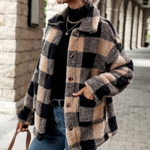 Cozy Plaid Button up Teddy Oversized Jacket Shacket - Picture 1 of 4